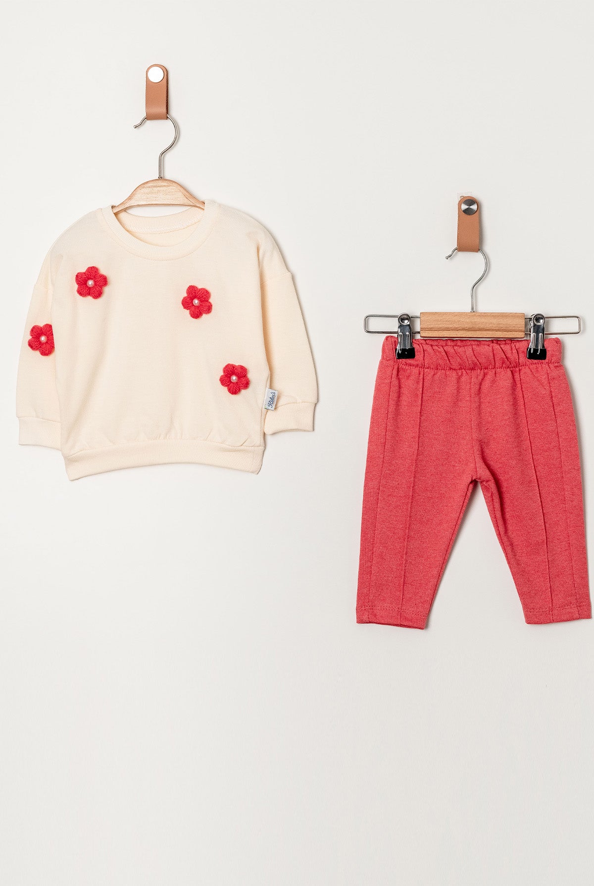 Kız Bebek Çiçek Aplikeli Sweatshirt ve Pantolon 2'li Takım